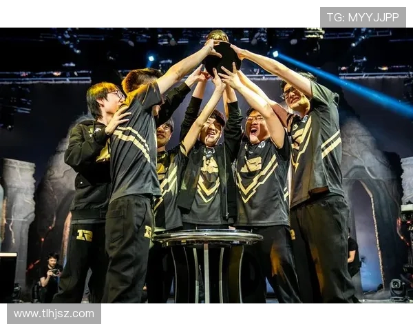 RNG战队转型之路的得与失深度解析与未来展望 RNG战队转型之路的得与失深度解析与未来展望