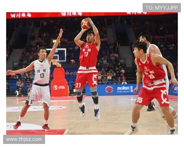 成都篮球队配合默契再创新高助力球队冲击更高荣誉