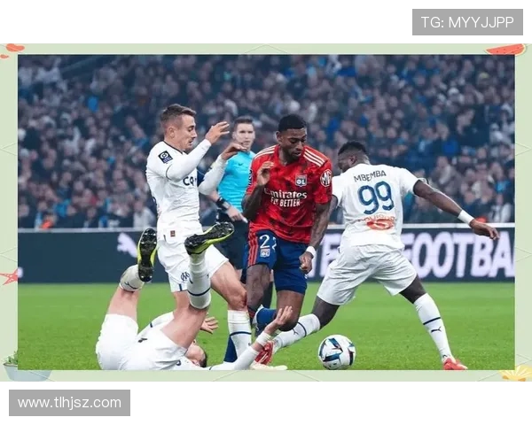 19法甲摩纳哥对阵巴黎全场直播精彩回顾与赛后分析 19法甲摩纳哥对阵巴黎全场直播精彩回顾与赛后分析