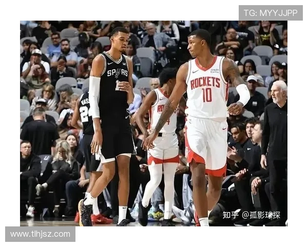 火箭队与马刺队精彩对决回放12月1日央视全程直播重温比赛瞬间
