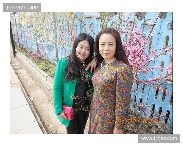 王芳的DOTA2人生探索:从新手到职业选手的深度对话与成长之路 王芳的DOTA2人生探索:从新手到职业选手的深度对话与成长之路